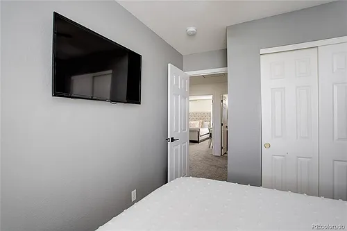 21936 E Crestline Pl Photo 1