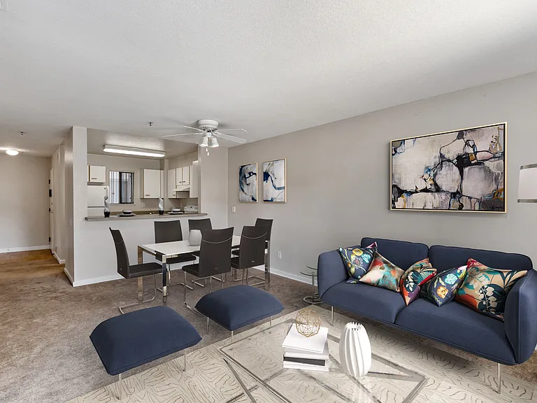 Del Norte Place Apartment Homes — Photo 8