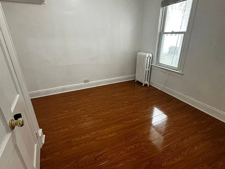 84 W 9th St #1 — Photo 4