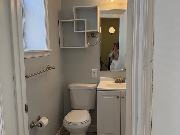 922 S 49th St #-1 — Photo 17