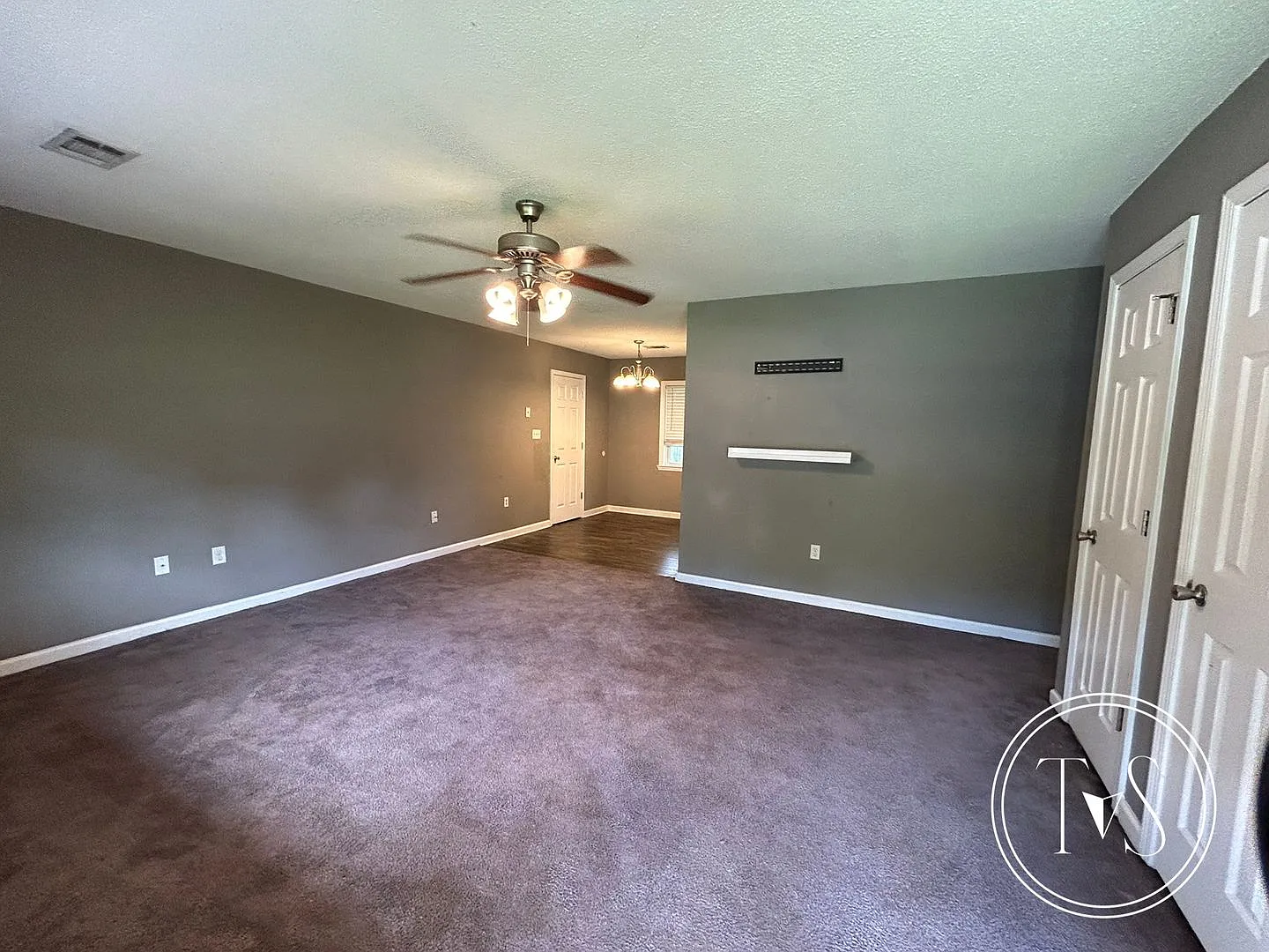 982 White Circle, Hinesville, GA 31313 — Photo 3