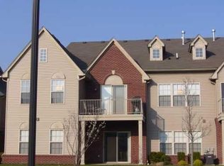 1104 Addington Ln, Ann Arbor, MI 48108