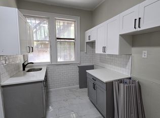 286 Hunterdon St #1A, Newark, NJ 07103