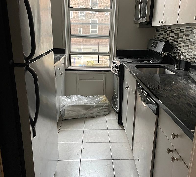 1st image of 72-61 113th St #2M