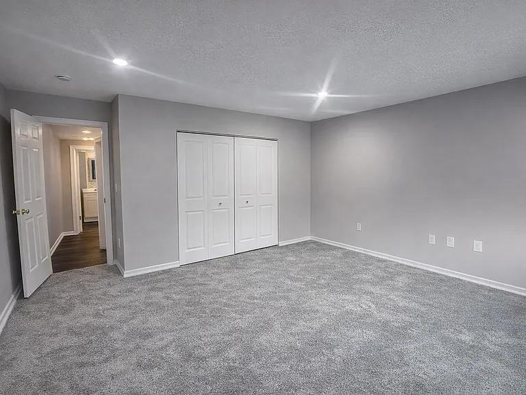 48A304 Avonwood Rd #304 — Photo 10