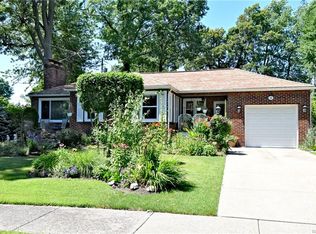 10 Wainwright Rd, Cheektowaga, NY 14215