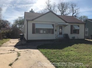 2408 SW Beverly Ct, Topeka, KS 66611