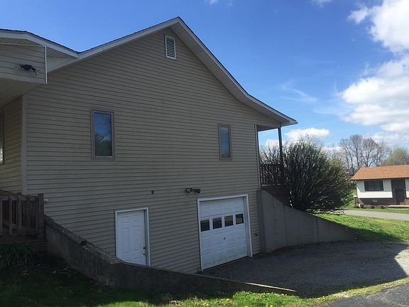 3rd image of 474 E 80th Dr
