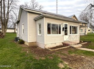 512 N 7th St, Upper Sandusky, OH 43351