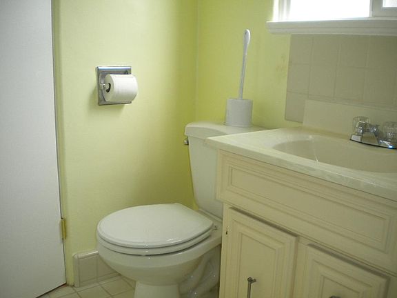 4th image of 640 Beulah St