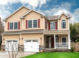 5820 Ipswich Rd, Bethesda, MD 20814