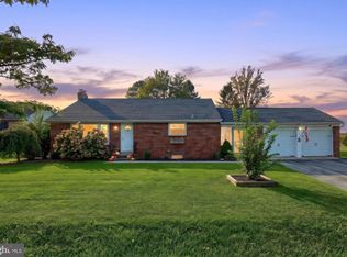 77 Impounding Dam Rd, Hanover, PA 17331