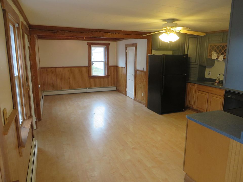 1st image of 31 N Pleasant St