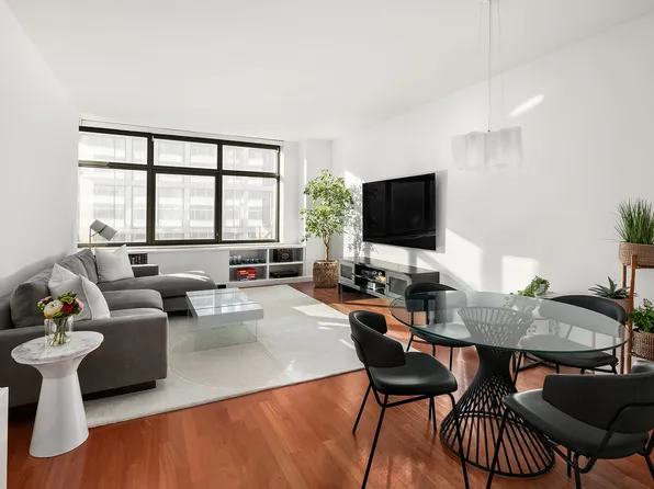 1 Morton Square image 1 of 14