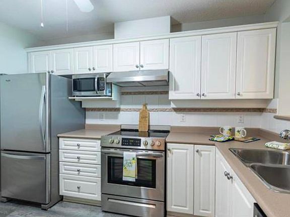 2nd image of 12148 224th St #404