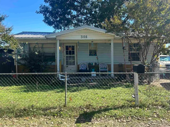 308 Roy Benton Dr, Manila, AR 72442