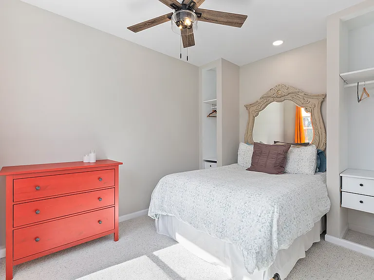 112 Wesley Ave NE #2 — Photo 8