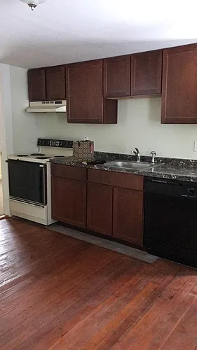 17 Pine St #1 Photo 1