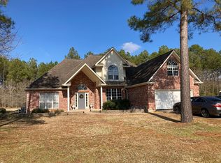 553 Canyon Creek Rd, Lufkin, TX 75904