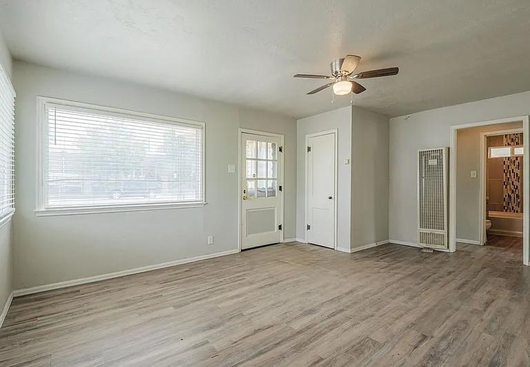 1717 Cannell Ave — Photo 6
