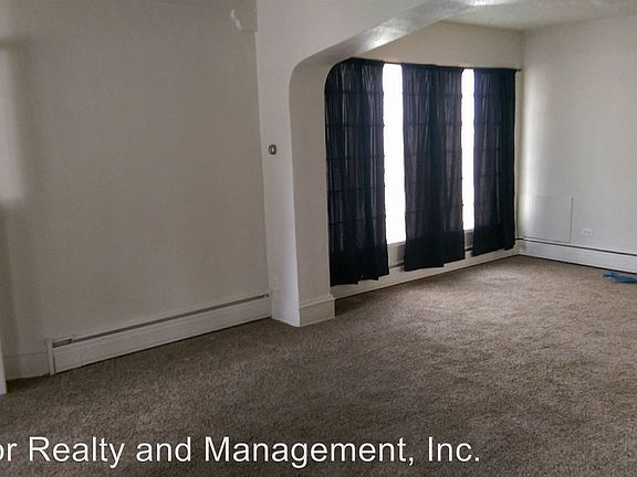 4th image of 435 N Broadway #3