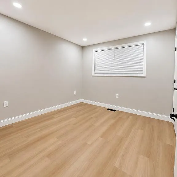 4325 Hayes St NE — Photo 9