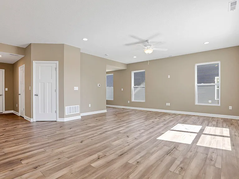 7309 Celebration Dr — Photo 13