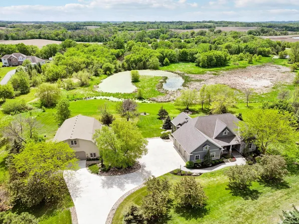 5641 Meadow Ln, Elko New Market, MN 55020