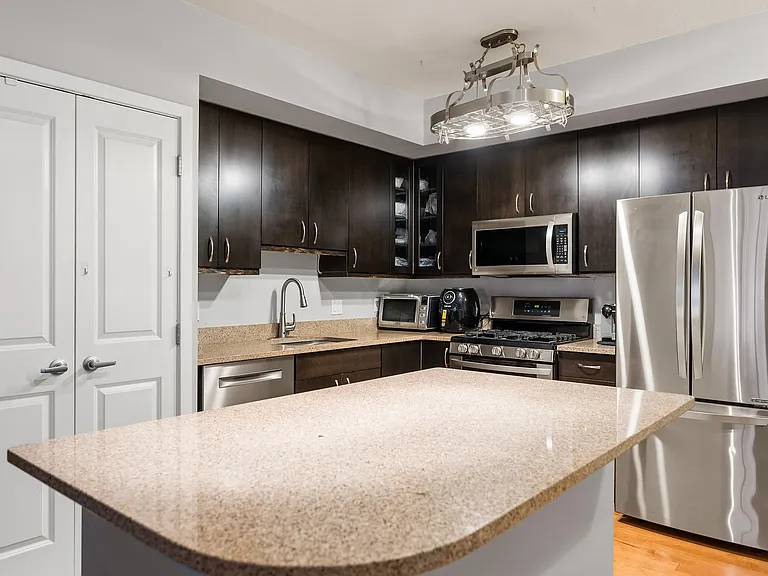 440 L St NW #407 — Photo 11