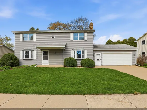 3113 N Peach Tree Ln, Appleton, WI 54911