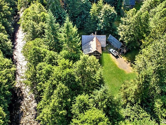 Overhead view with river nearby!