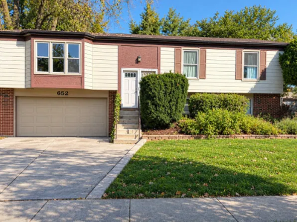 652 Banbury Way, Bolingbrook, IL 60440