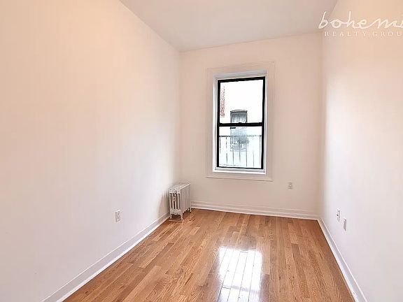 5th image of 603 W 139th St #5E