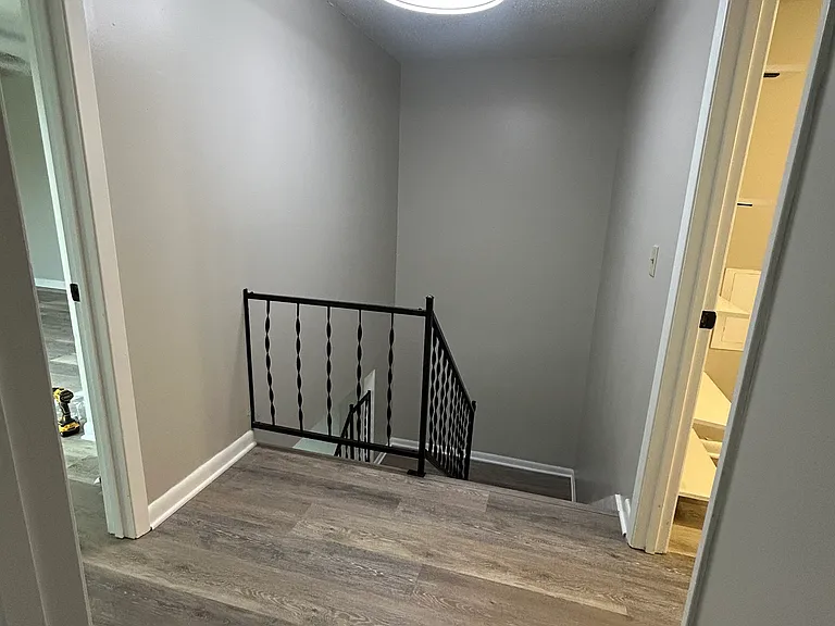 122 W North St #5 — Photo 25
