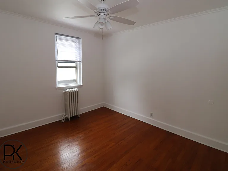 597 Leonard St #3R — Photo 10