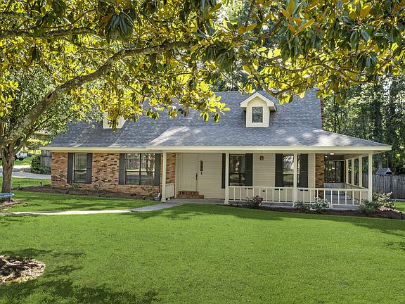 4th image of 138 Beechwood Dr