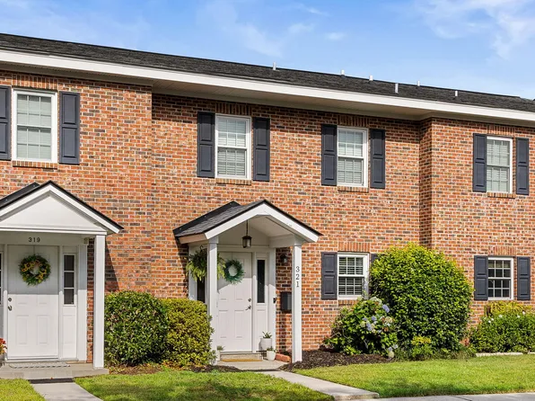 321 Lakeside Dr, Mount Pleasant, SC 29464