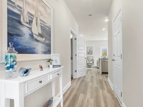 213 Palmeras Marinas Ln, Panama City Beach, FL 32407