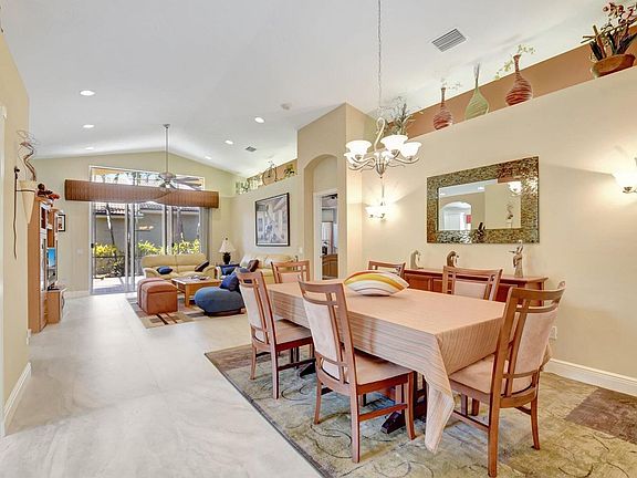 5th image of 9798 Casa Mar Dr