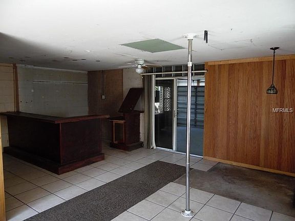 5th image of 6704 S Sherrill St