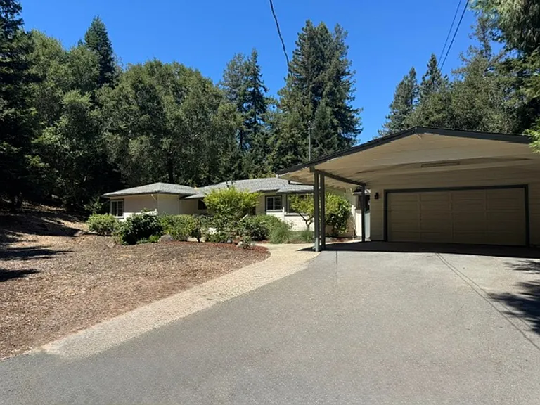 3345 Rowland Dr — Photo 2