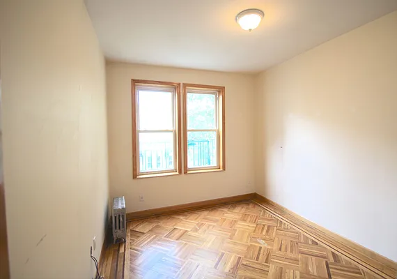 Rented by Nest Seekers International | media 17