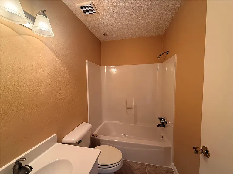7170 S Dairy Ashford Rd — Photo 12