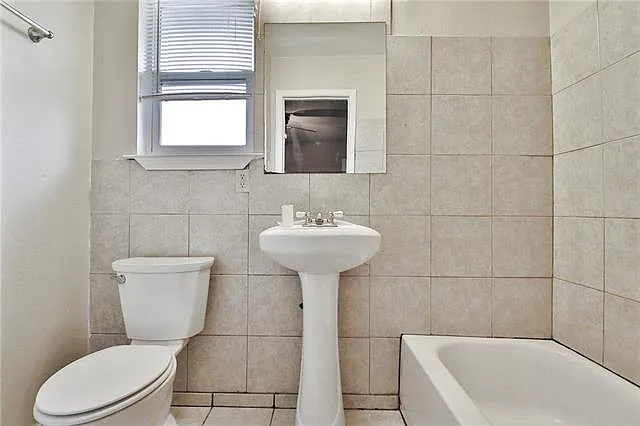 4643 Camelot Dr — Photo 13
