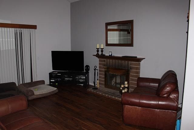 2nd image of 3131 Villa Espana