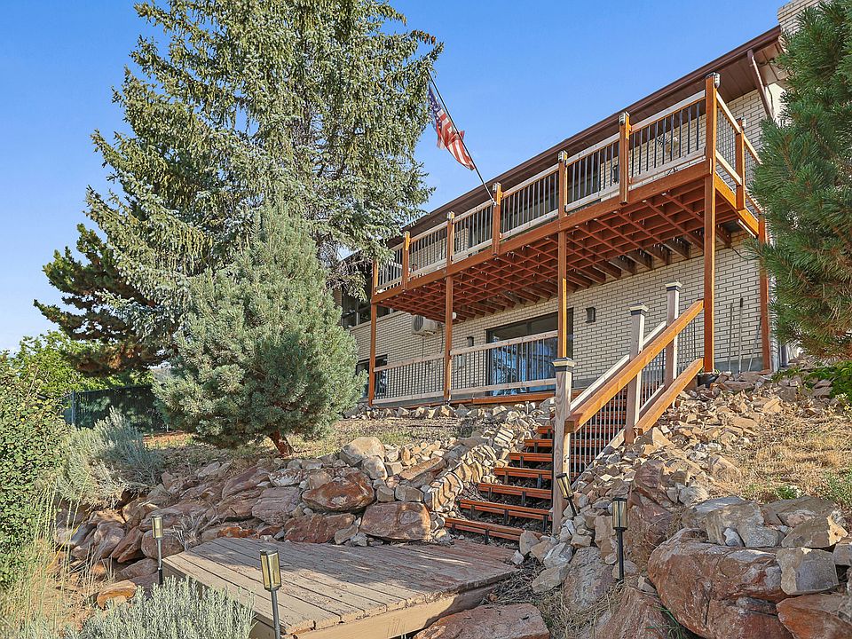 1st image of 299 E Sage Cir