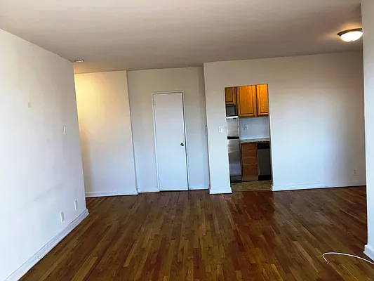 Rented by Prime Realty | media 23