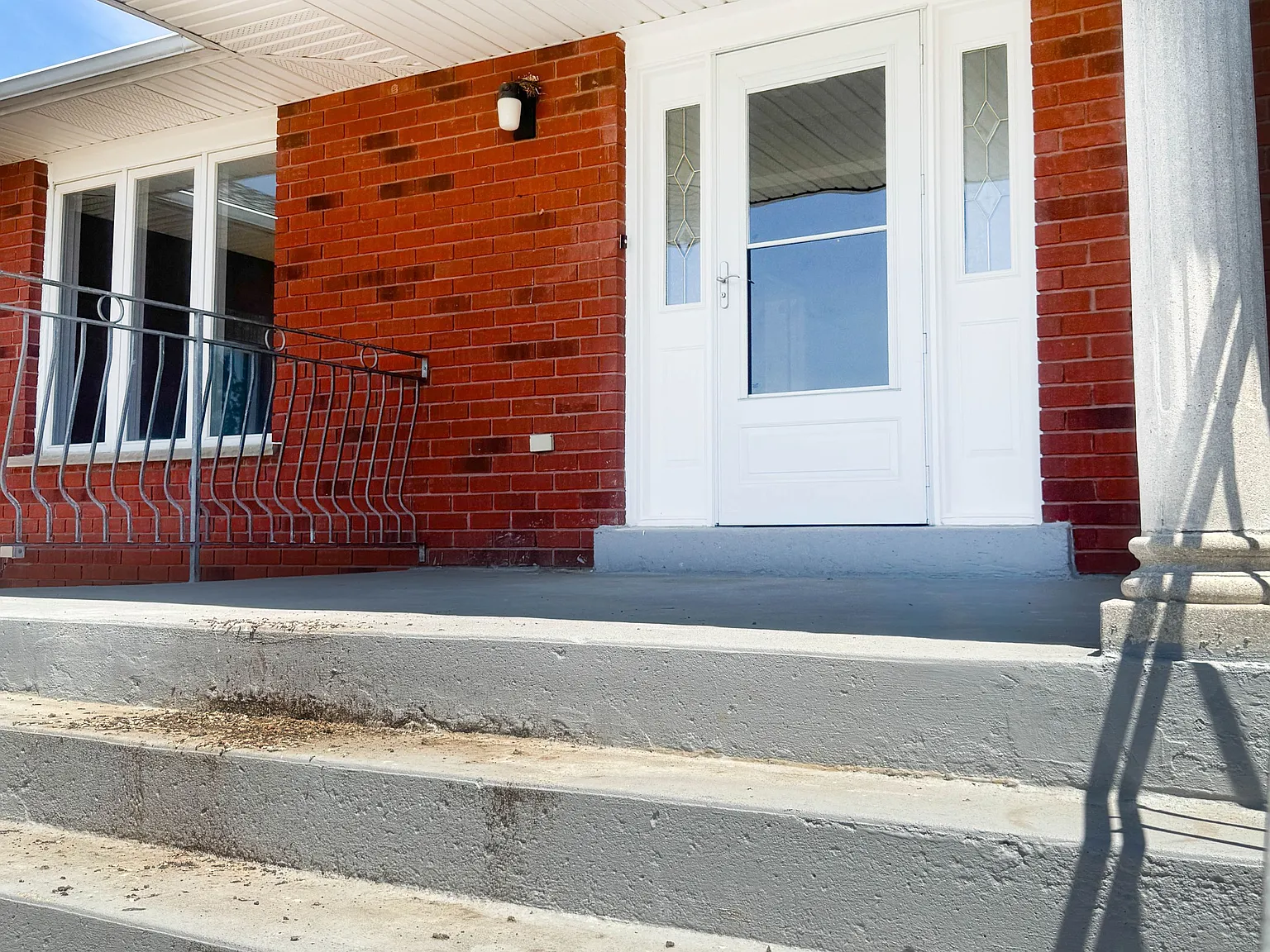 3 bed, $3,900 — Photo 3