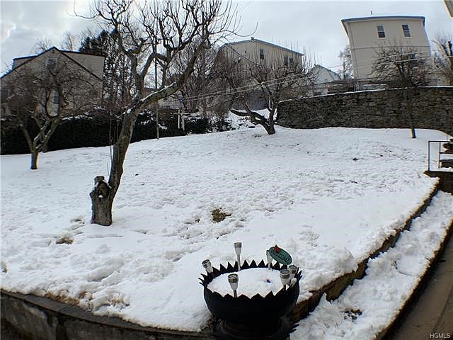 1st image of 87 Portland Pl