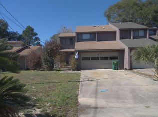 87 6th St, Shalimar, FL 32579